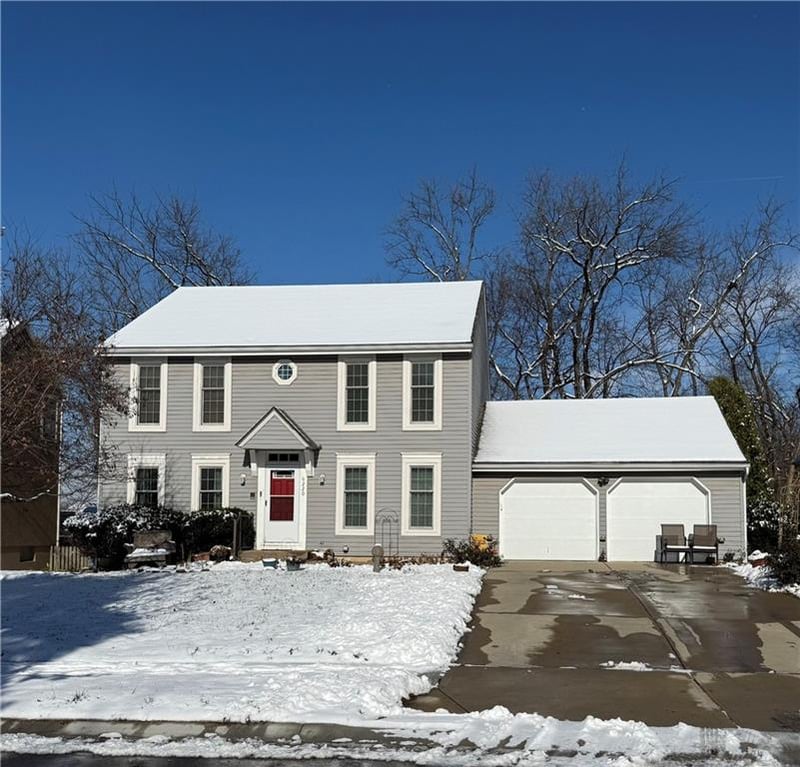 9220 116th St, Overland Park, KS 66210