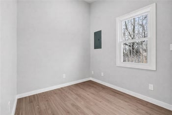3235 College Ave, Kansas City, MO 64128