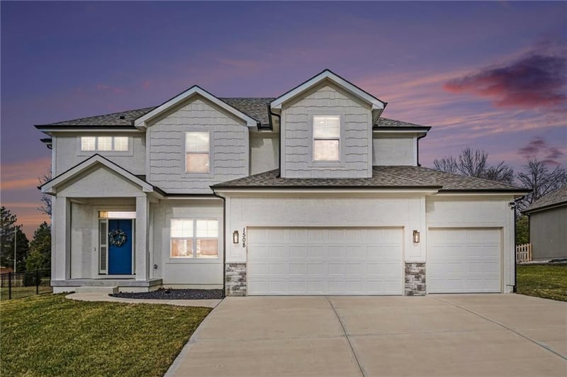 1508 105th Ter, Kansas City, MO 64155