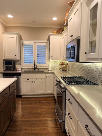 11493 Waterford Dr, Olathe, KS 66061