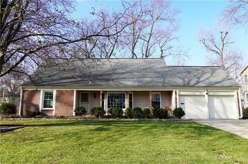 9716 Outlook Dr, Overland Park, KS 66207