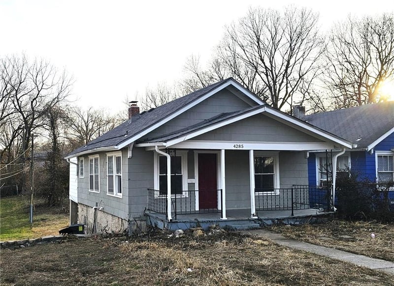 4285 61st St, Kansas City, MO 64130