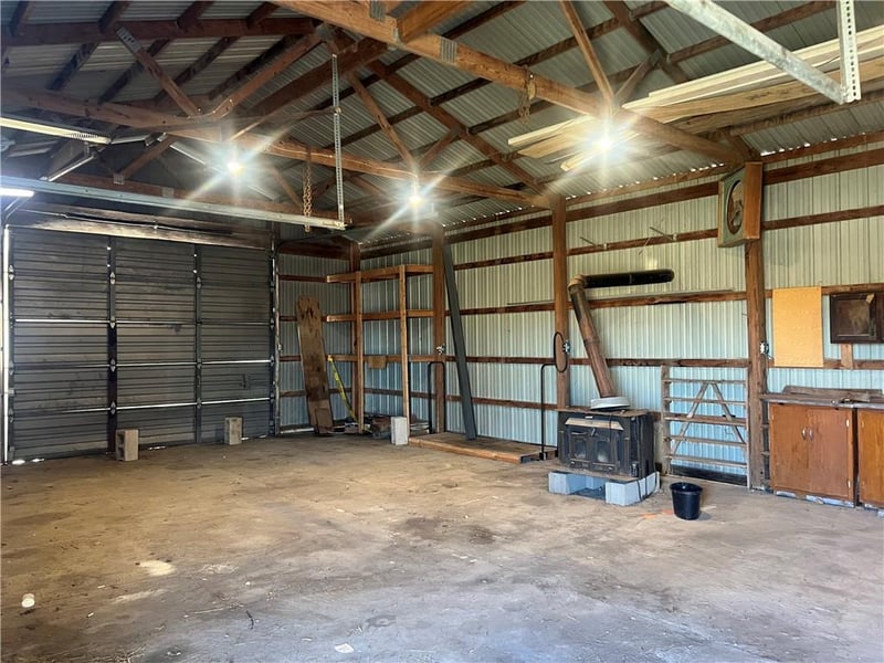 12 1400th Rd, Chilhowee, MO 64733