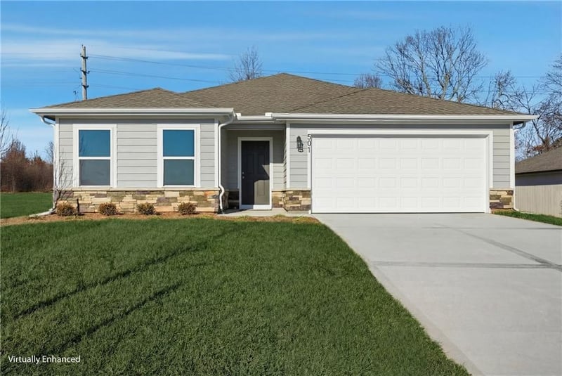 501 Nelson Dr, Blue Springs, MO 64014