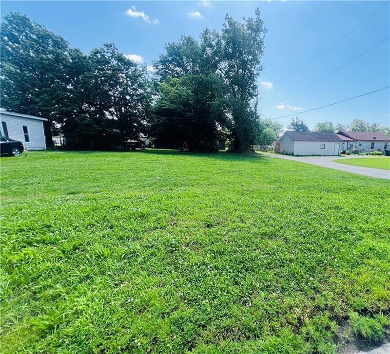 1010 Joplin St, Pittsburg, KS 66762
