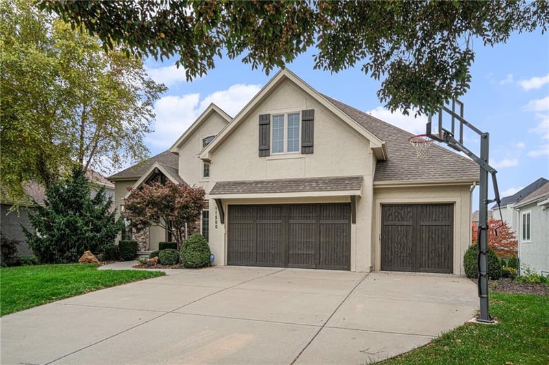 11500 166th St, Overland Park, KS 66221