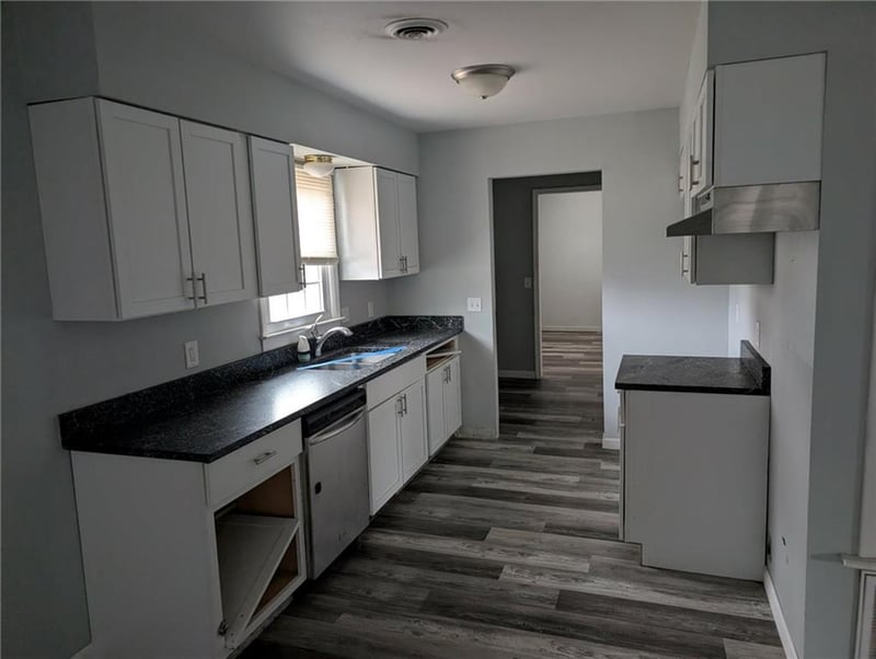 709 Lincoln St, Iola, KS 66749