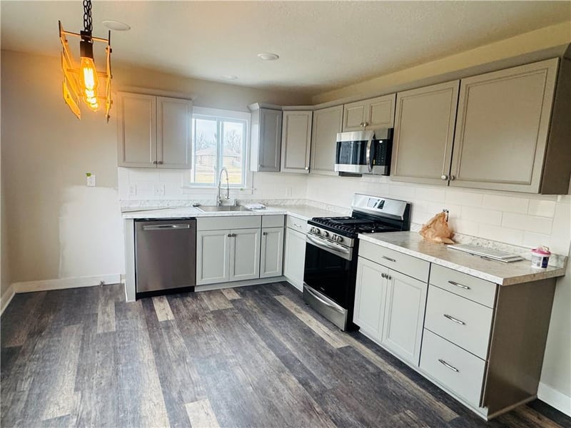 7516 Arnett Rd, Grain Valley, MO 64029