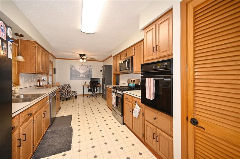 3514 NE 46th Ter, Kansas City, MO 64117