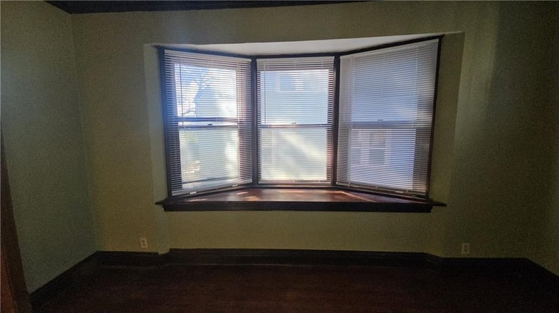 1602 Evanston Ave, Independence, MO 64052