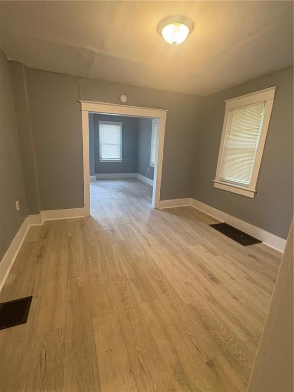 5214 Scarritt Ave, Kansas City, MO 64123