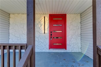 708 Montgomery Ave, Lee's Summit, MO 64081