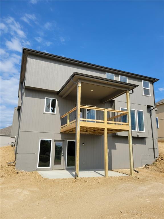 8931 Poplar Ave, Kansas City, MO 64156