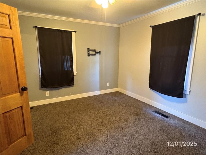605 Vine St, Maryville, MO 64446