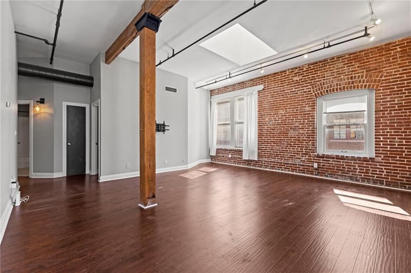 308 8th St #513, Kansas City, MO 64105