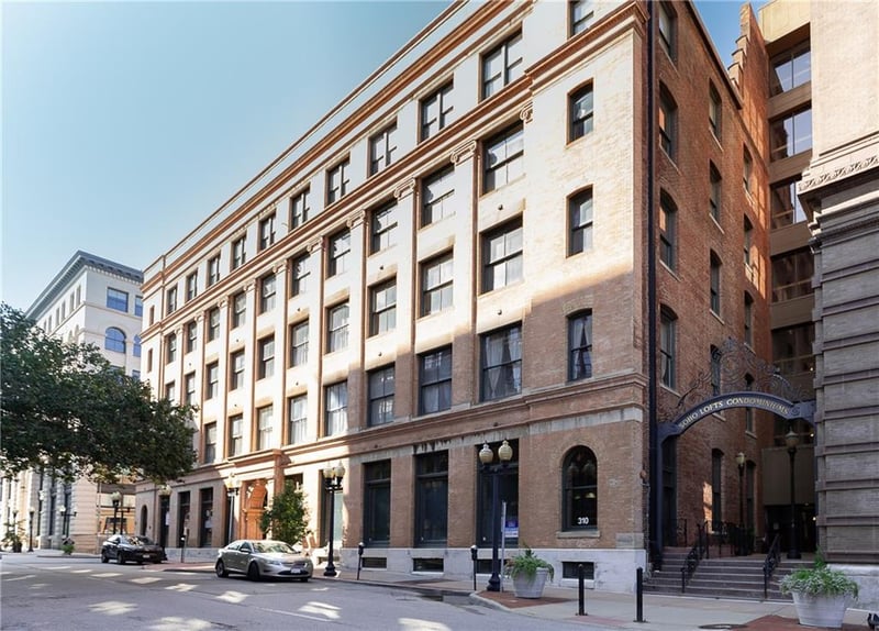 308 8th St #513, Kansas City, MO 64105