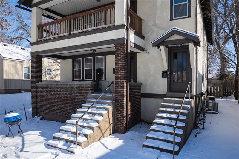 435 Hardesty Ave, Kansas City, MO 64123