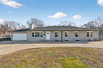 10601 Blue Ridge Blvd, Kansas City, MO 64134