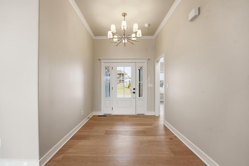 4300 NE Hideaway Dr, Lee's Summit, MO 64064