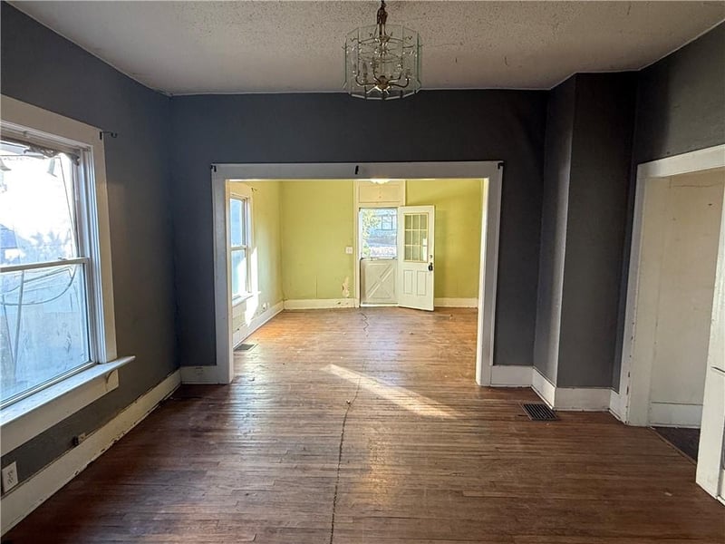 1912 Federal Ave, Kansas City, KS 66103