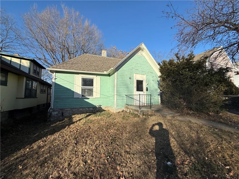 1912 Federal Ave, Kansas City, KS 66103