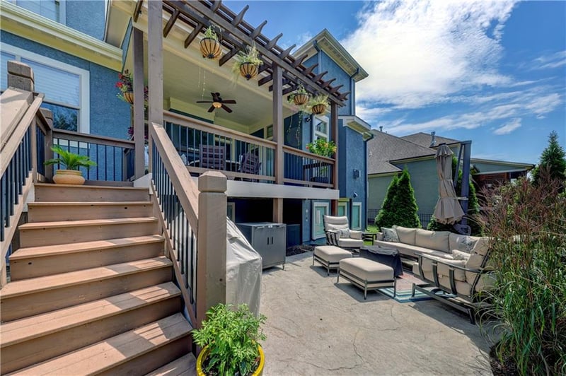 16524 Lucille St, Overland Park, KS 66221