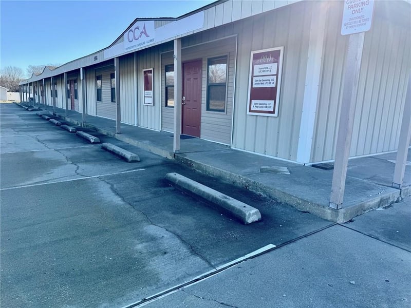 598 Dd Hw, Warrensburg, MO 64093