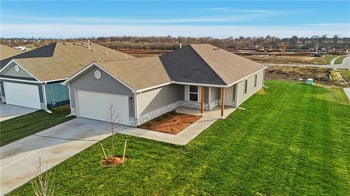 877 Buckeye St, Gardner, KS 66030