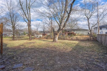 4961 Union St, Independence, MO 64055