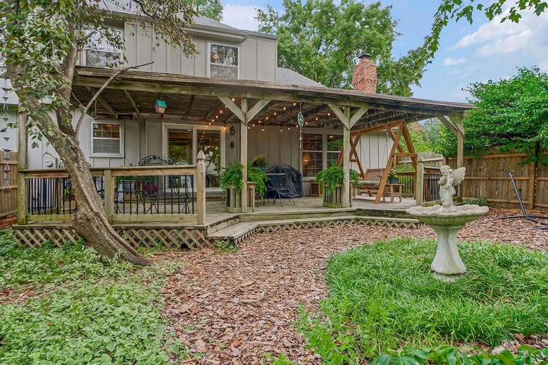 9834 101st Ter, Overland Park, KS 66212