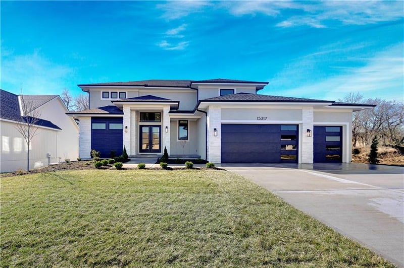 15317 162nd St, Olathe, KS 66062
