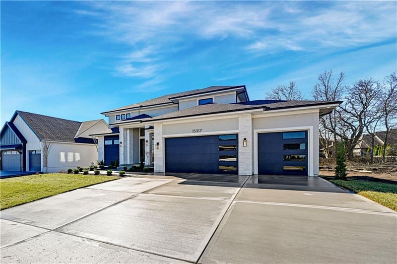 15317 162nd St, Olathe, KS 66062