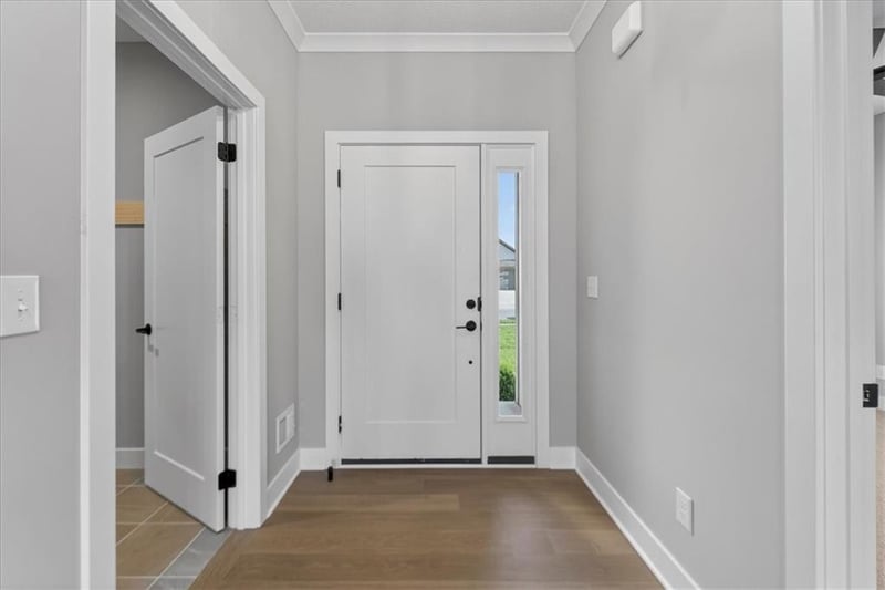 25037 94th Ter, Lenexa, KS 66227