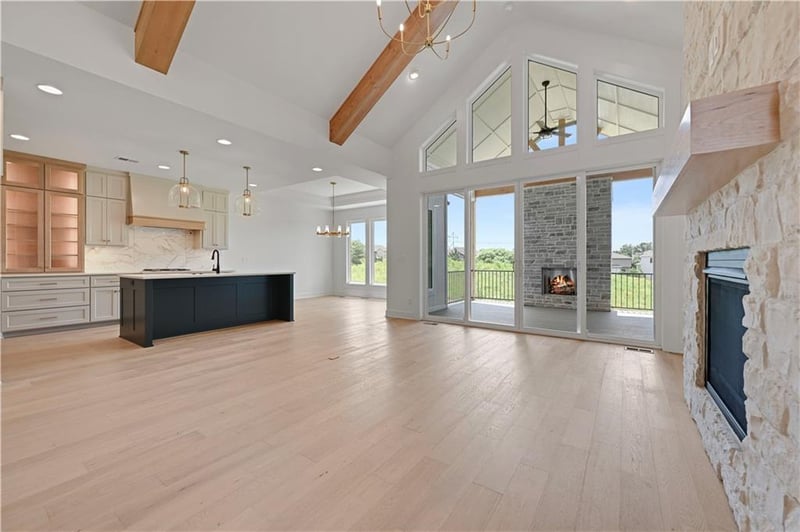 22141 94th Ter, Lenexa, KS 66220