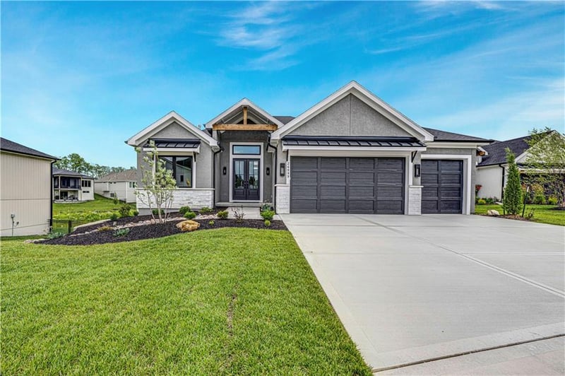 24999 98th Pl, Lenexa, KS 66227