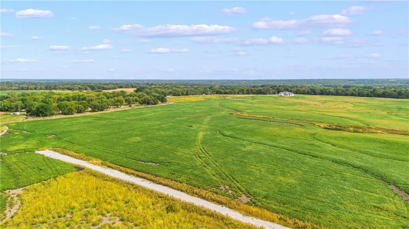 Lot 14 Smasal Rd, Sedalia, MO 65301