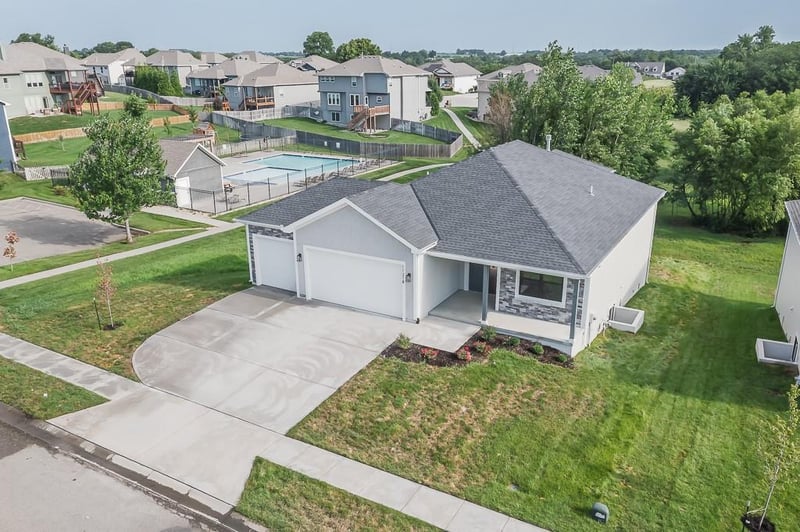 11456 Yecker Ave, Kansas City, KS 66109