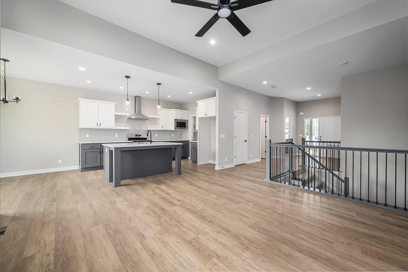 11456 Yecker Ave, Kansas City, KS 66109