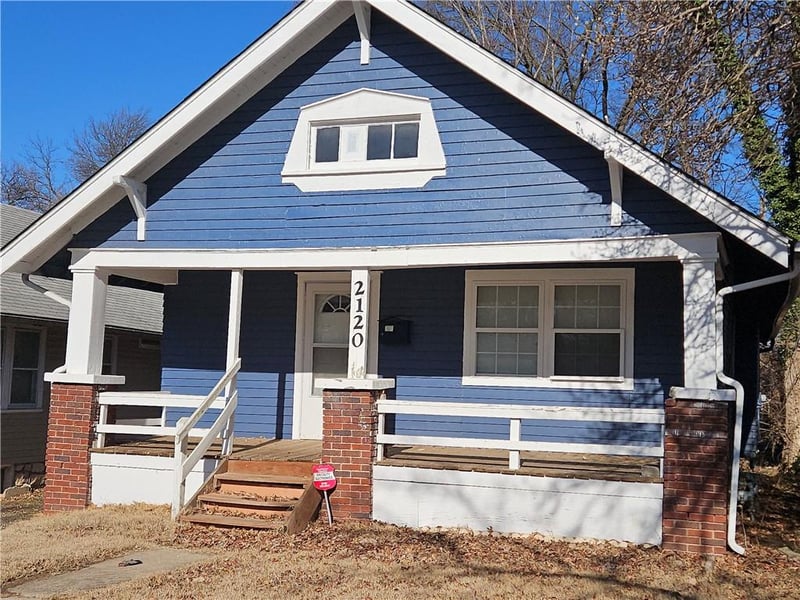 2120 68th Ter, Kansas City, MO 64132