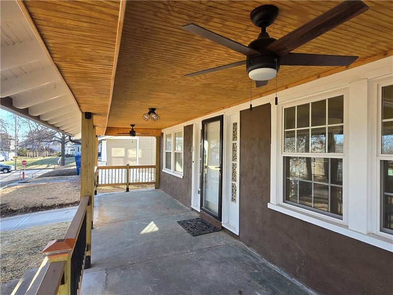 5836 Michigan Ave, Kansas City, MO 64130