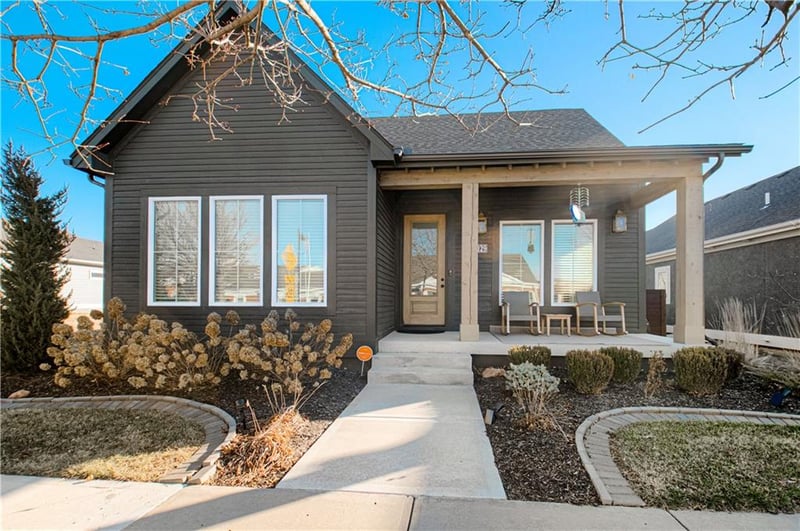 8129 N Farley Ave, Kansas City, MO 64158