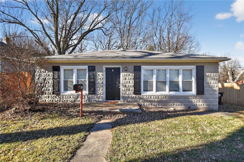 822 Crysler Ave, Independence, MO 64050