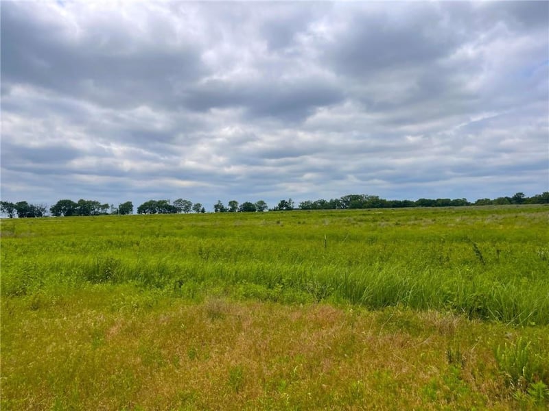 2530 77th St, Berryton, KS 66409