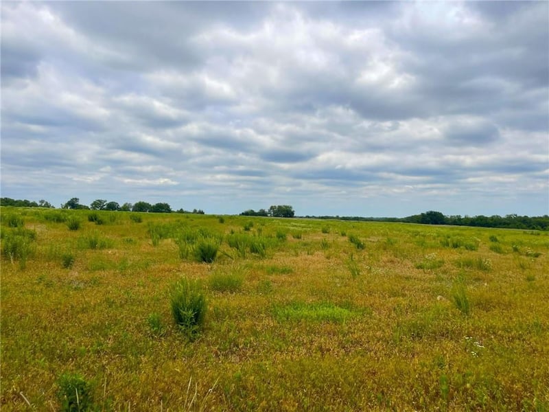 2530 77th St, Berryton, KS 66409