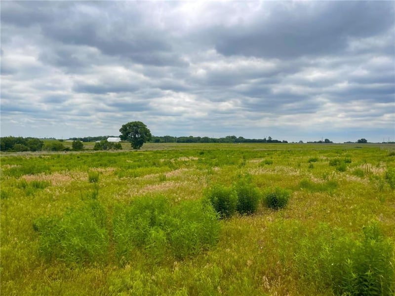 2490 77th St, Berryton, KS 66409