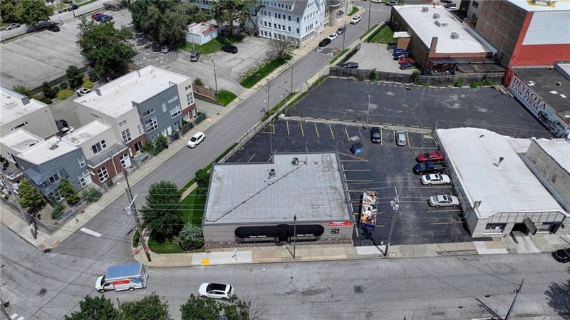 4003 Pennsylvania Ave, Kansas City, MO 64111