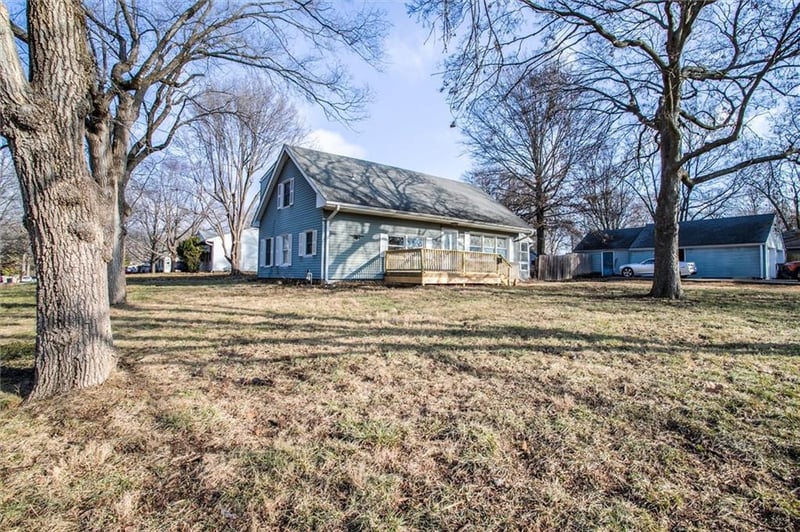 1705 Mcarthur St, Blue Springs, MO 64015