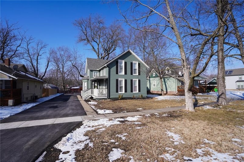 216 Main St, Wellsville, KS 66092