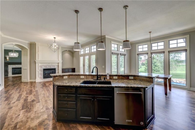 16412 Barton St, Overland Park, KS 66221