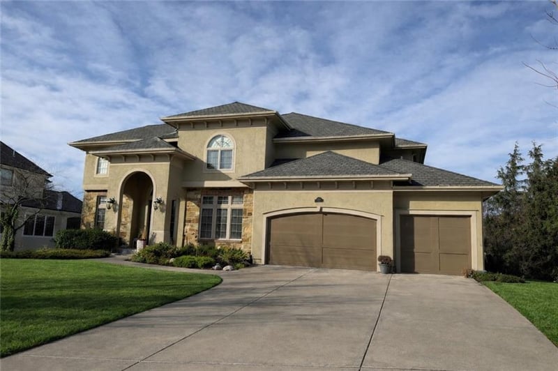 16412 Barton St, Overland Park, KS 66221